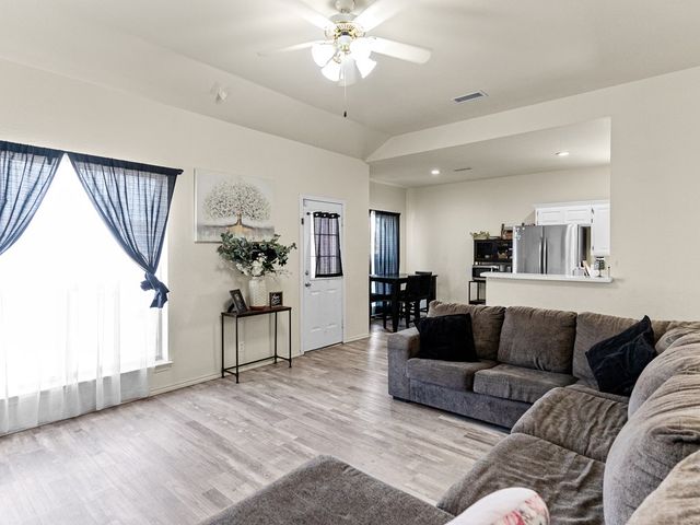 913 Hudson, Odessa, TX 79761