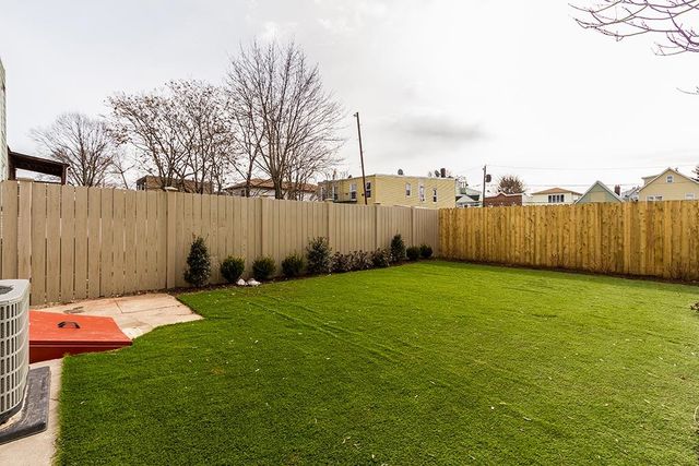 40 WEST 19TH ST, Bayonne, NJ 07002