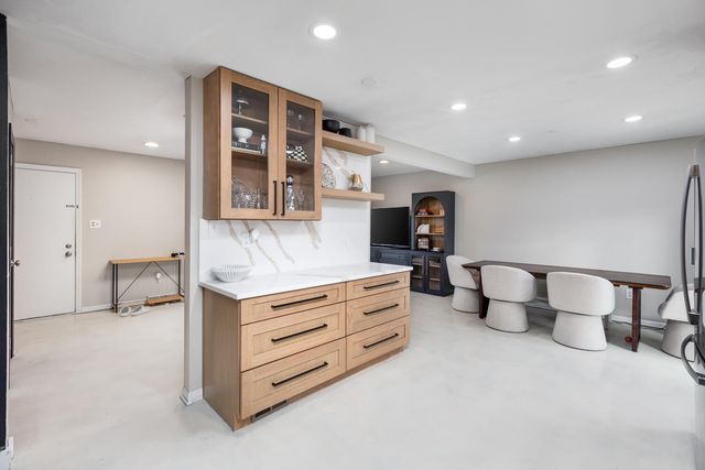 207 Diana Street, Shorewood, IL 60404