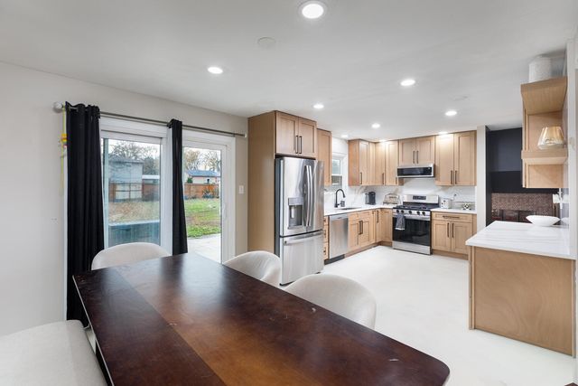 207 Diana Street, Shorewood, IL 60404