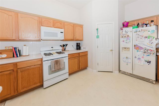 223 Martin Crossing DR, Cedar Creek, TX 78612