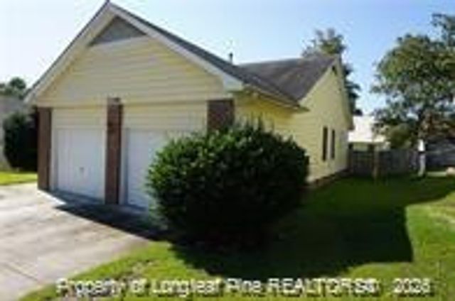7109 Summerlin Drive, Fayetteville, NC 28306