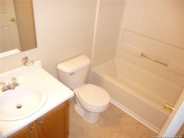 7109 Summerlin Drive, Fayetteville, NC 28306