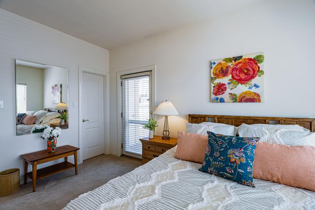 4612 Miramar Drive NW, Albuquerque, NM 87114