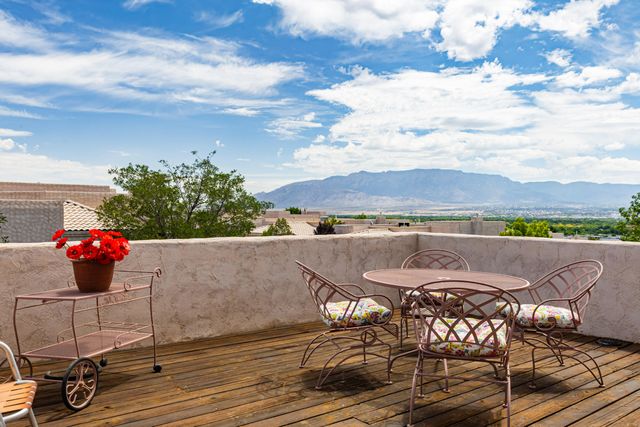 4612 Miramar Drive NW, Albuquerque, NM 87114