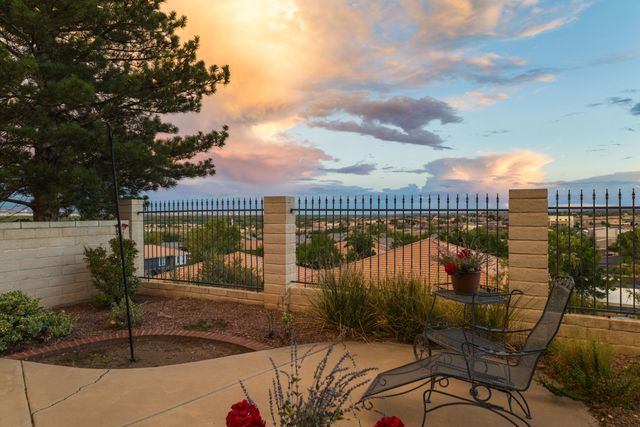 4612 Miramar Drive NW, Albuquerque, NM 87114