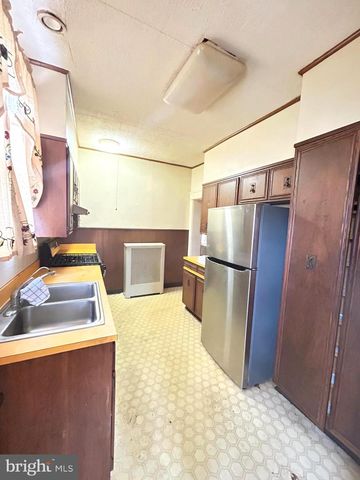 5208 NORWOOD AVE, Baltimore, MD 21207