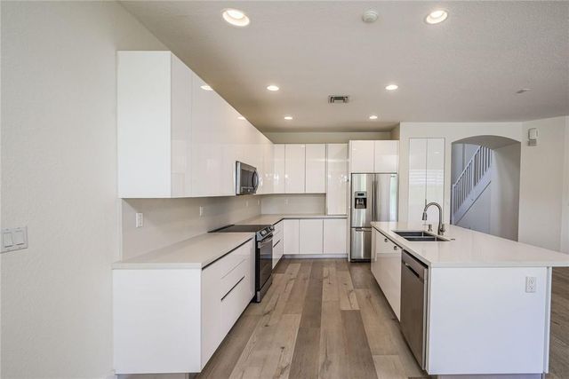 19364 S Whitewater Avenue, Weston, FL 33332