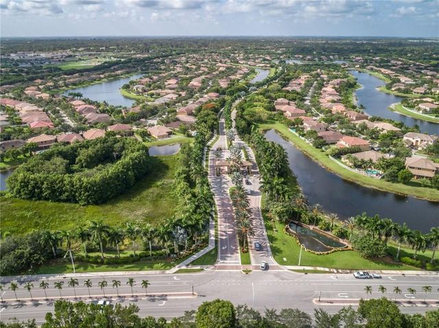 19364 S Whitewater Avenue, Weston, FL 33332