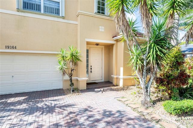 19364 S Whitewater Avenue, Weston, FL 33332