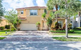 19364 S Whitewater Avenue, Weston, FL 33332