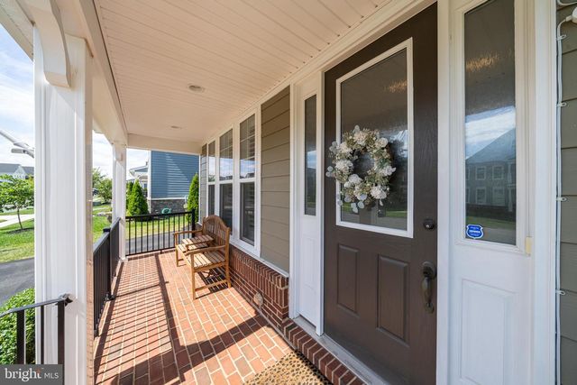 1002 THEMIS ST SE, Leesburg, VA 20175