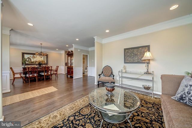 1002 THEMIS ST SE, Leesburg, VA 20175