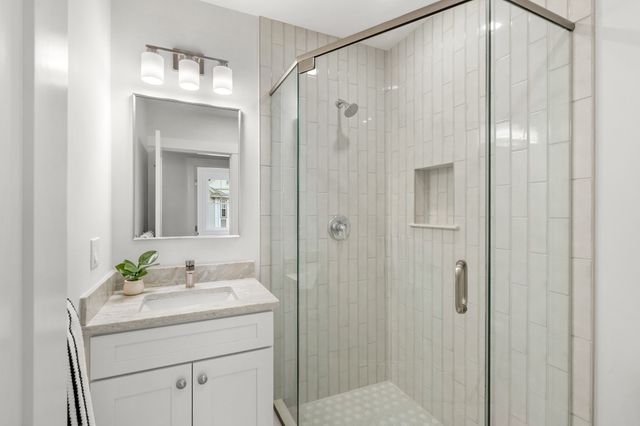 9 Downer Ct 6, Boston, MA 02122