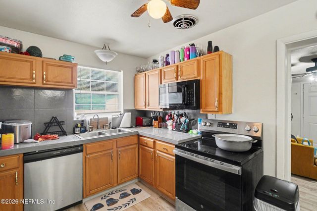 2234 MONTEAU Drive, Jacksonville, FL 32210