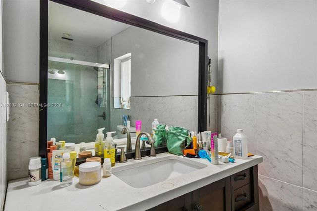 401 S 57th Ter, Hollywood, FL 33023