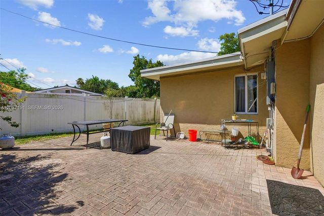 401 S 57th Ter, Hollywood, FL 33023