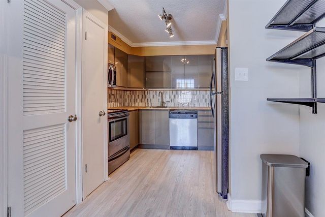 109 N Main St Apt 410, Memphis, TN 38103