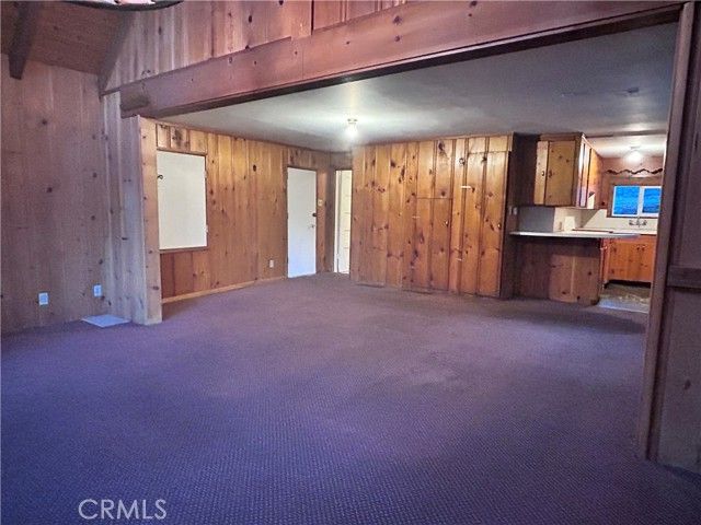 23412 Knapps Cutoff, Crestline, CA 92325