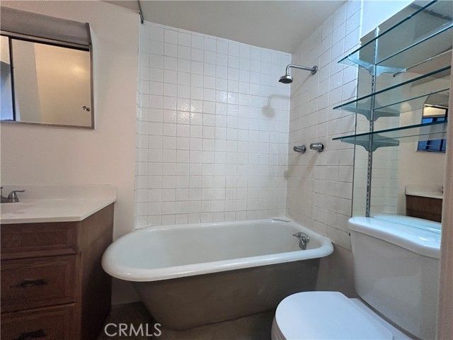 23412 Knapps Cutoff, Crestline, CA 92325