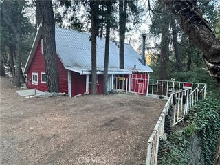 23412 Knapps Cutoff, Crestline, CA 92325