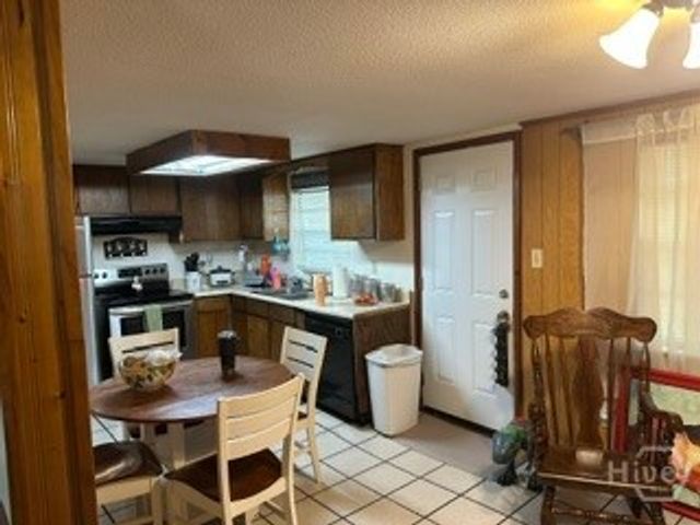 206 Cherry Street, Bloomingdale, GA 31302