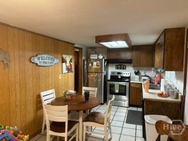 206 Cherry Street, Bloomingdale, GA 31302