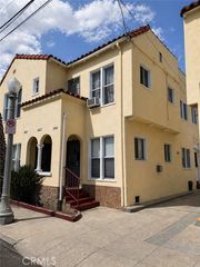 3919 Walton Avenue, Los Angeles, CA 90037
