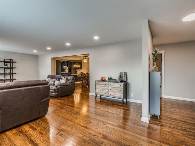 1219 S 138th East Avenue, Tulsa, OK 74108