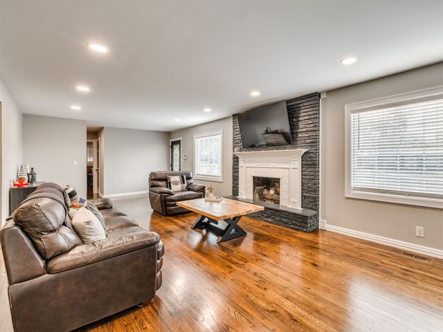 1219 S 138th East Avenue, Tulsa, OK 74108
