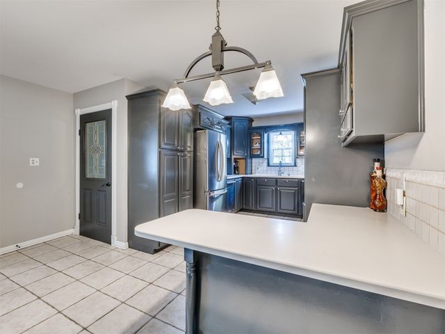 1219 S 138th East Avenue, Tulsa, OK 74108