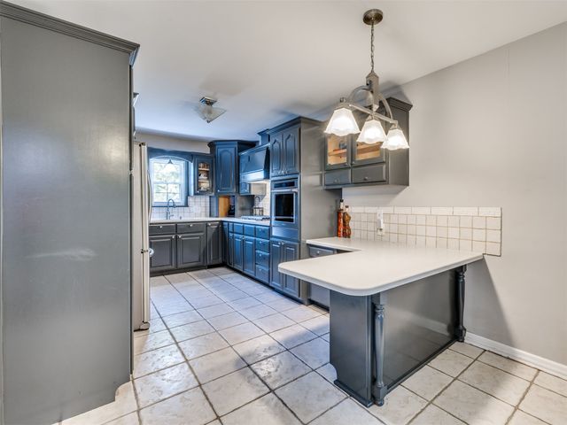 1219 S 138th East Avenue, Tulsa, OK 74108