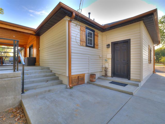 1219 S 138th East Avenue, Tulsa, OK 74108