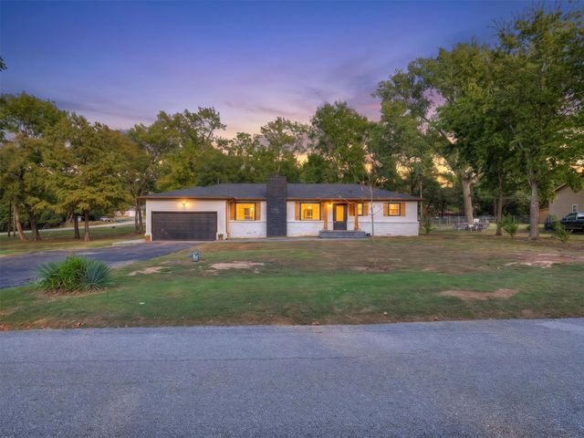 1219 S 138th East Avenue, Tulsa, OK 74108