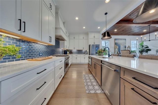 292 Dawson Drive, Woodstock, GA 30188