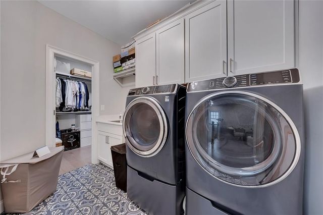 292 Dawson Drive, Woodstock, GA 30188