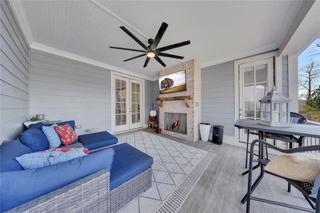 292 Dawson Drive, Woodstock, GA 30188