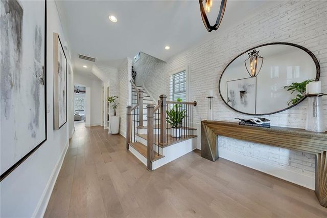 292 Dawson Drive, Woodstock, GA 30188