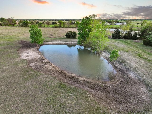 420 County Road 4825, Leonard, TX 75452