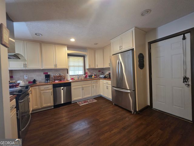 115 Burnside Street, Jonesboro, GA 30236