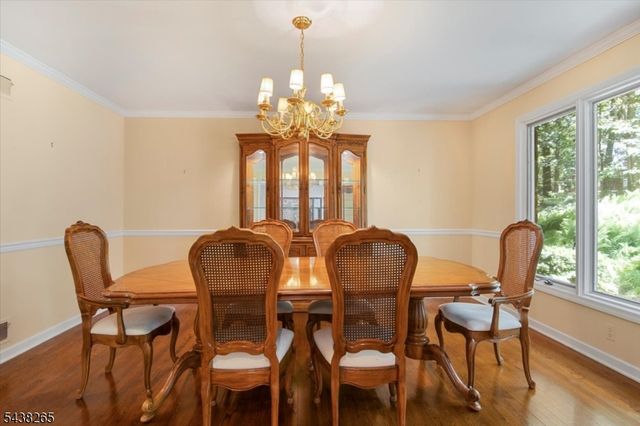 6 Green Hills Rd, Mendham Twp., NJ 07945
