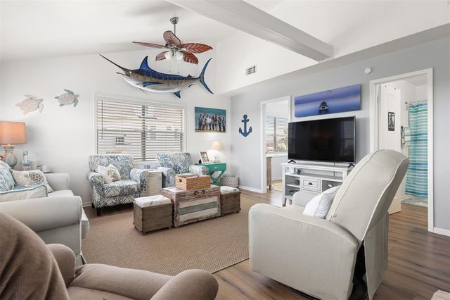 4039 San Jacinto Drive, Galveston, TX 77554