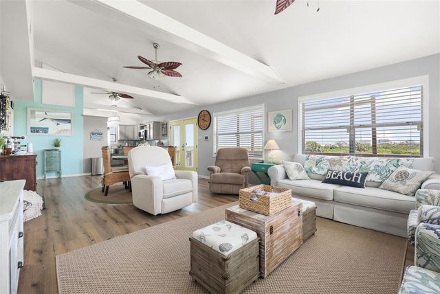 4039 San Jacinto Drive, Galveston, TX 77554