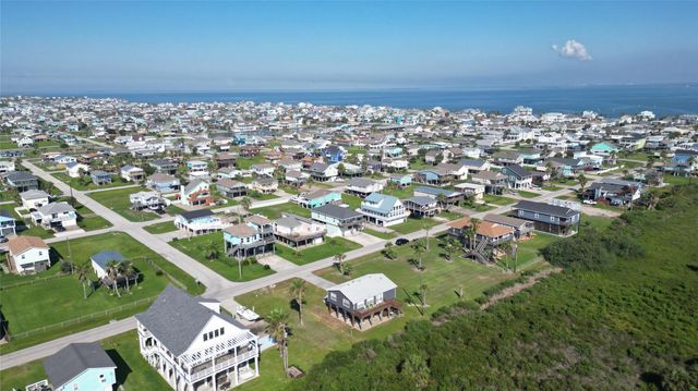 4039 San Jacinto Drive, Galveston, TX 77554