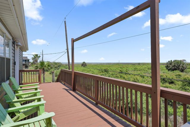 4039 San Jacinto Drive, Galveston, TX 77554