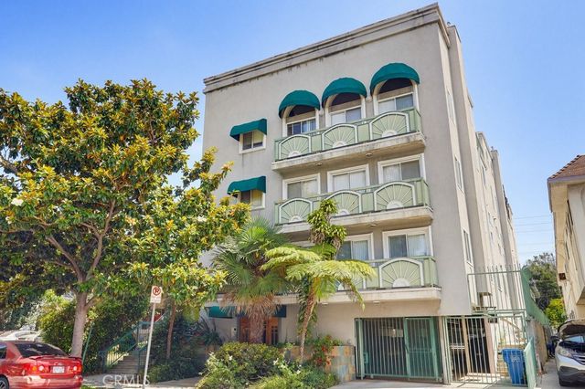 1538 Stoner Avenue 303, Los Angeles, CA 90025
