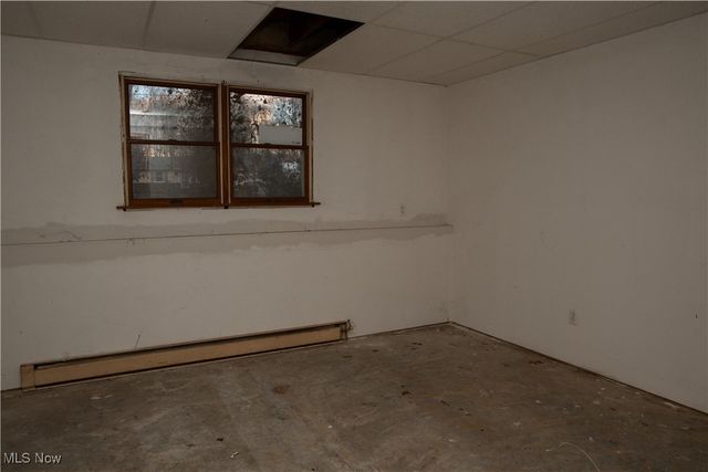 7463 Glenwood Road, Conneaut, OH 44030