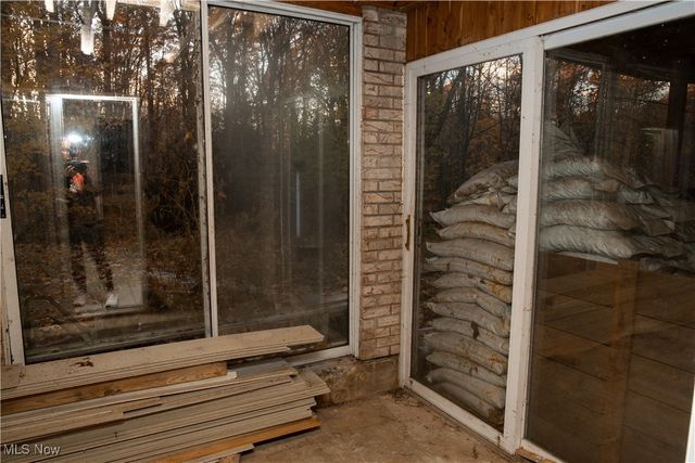 7463 Glenwood Road, Conneaut, OH 44030