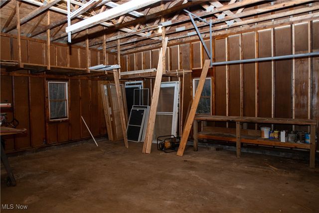 7463 Glenwood Road, Conneaut, OH 44030