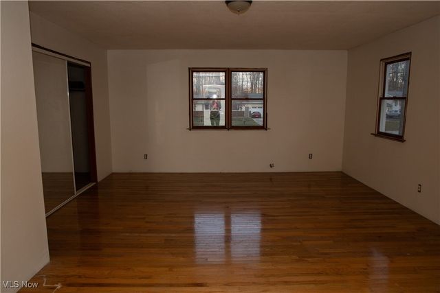 7463 Glenwood Road, Conneaut, OH 44030